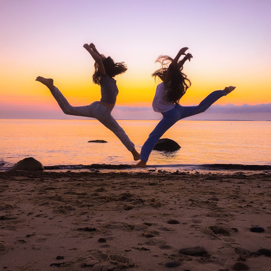 【名言で英語を学ぼう！】自分を責めてばかりなあなたに送る英語名言 10選